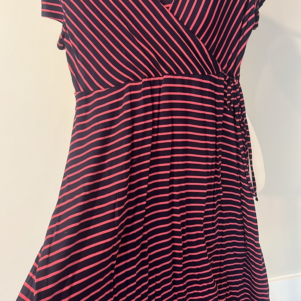 Maternity Dress - Picture 4 of 5